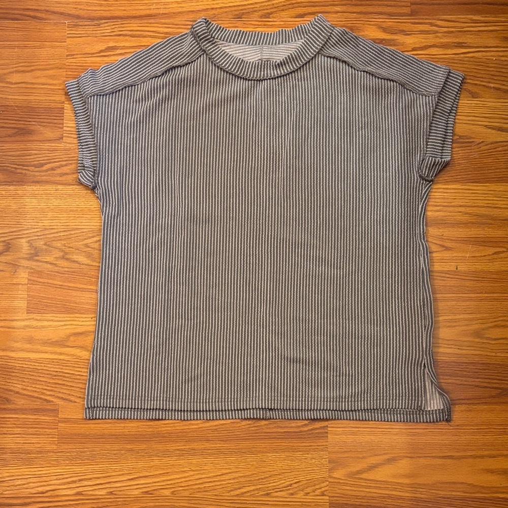 BRAND NEW SHEIN Gray Striped Short Sleeve Tee
